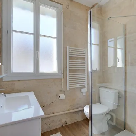 - 800 M Gare - Parking - Climatisé * Tours