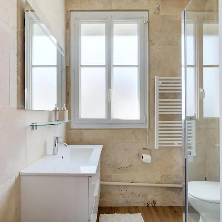 Apartamento - 800 M Gare - Parking - Climatisé Tours