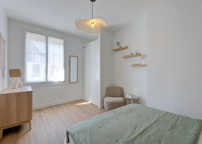 Appartement - 800 M Gare - Parking - Climatisé Tours