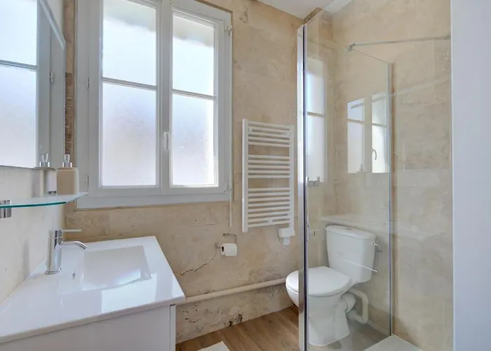 - 800 M Gare - Parking - Climatisé * Tours